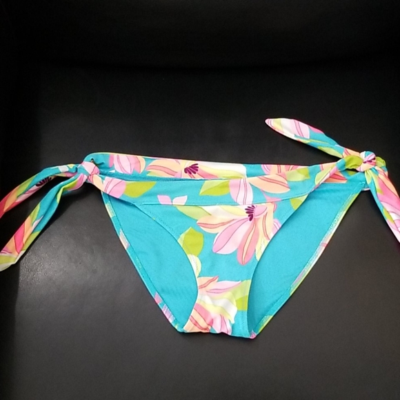 Victoria Secret two piece swimsuit - Picture 3 of 5